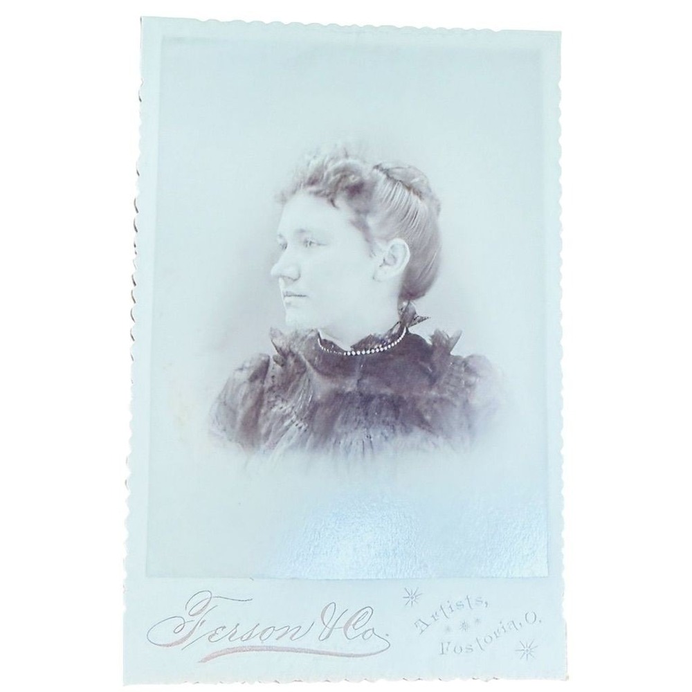 Vtg Victorian Cabinet Card Photo Portrait Woman Ferson & Co. Ohio 4x6 sepia
